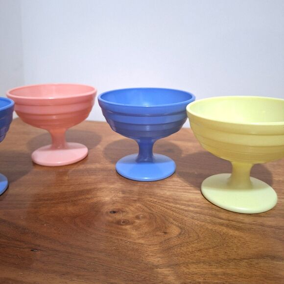 Hazel Atlas Moderntone Platonite Set of 5 Pastel Dessert Sherbert Cups Vintage - Picture 3 of 9